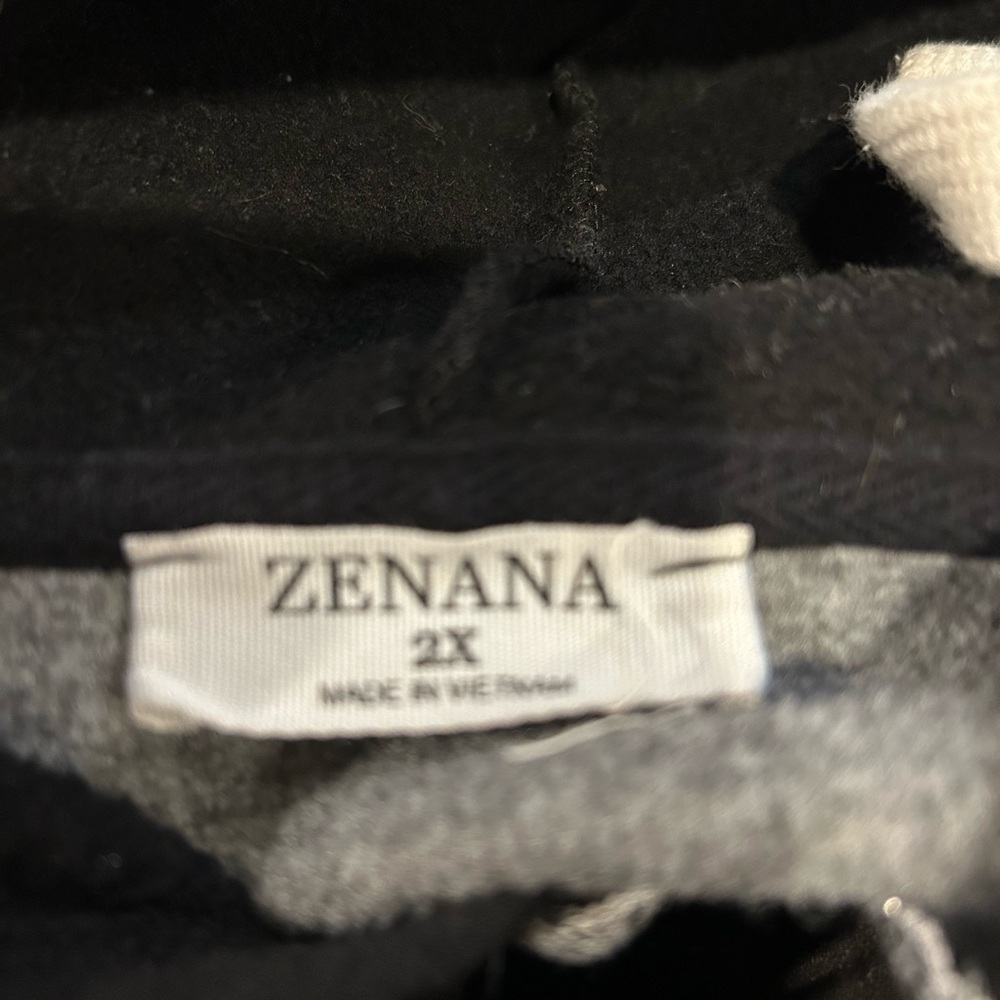 Zenana Black and Gray Garment